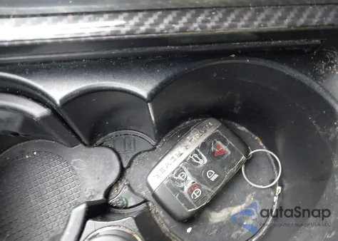 2017 Land Rover Range Rover Sport 5.0L V8 Supercharged Svr z USA, uszkodzony, nr VIN SALWZ2FE0HA137436